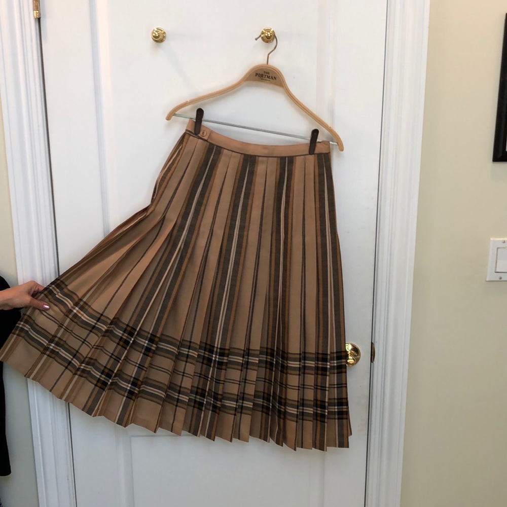 2 skirts in 1 wool brown plaid from London